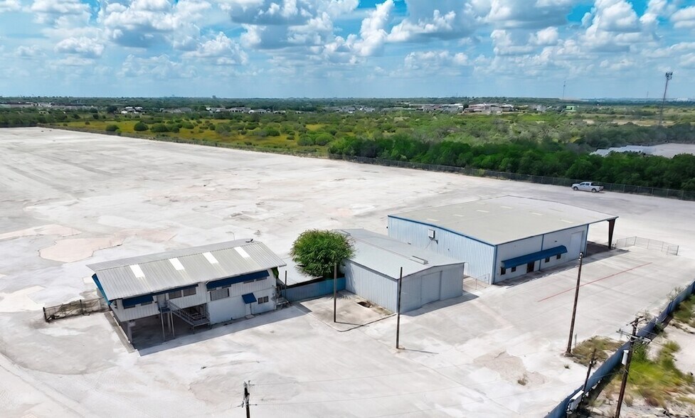 More Photos Of 10475 Somerset Rd, San Antonio Land For Lease