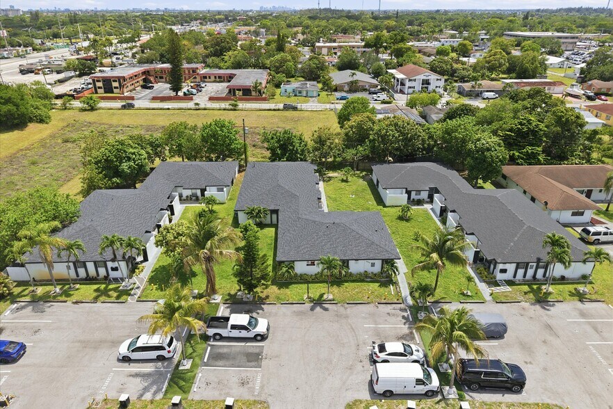 More Photos Of 6032 SW 25th St, Miramar Apartments For Sale