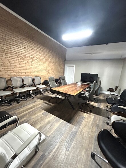 More Photos Of 103 W Main St, Easley Storefront Retail Residential For Lease