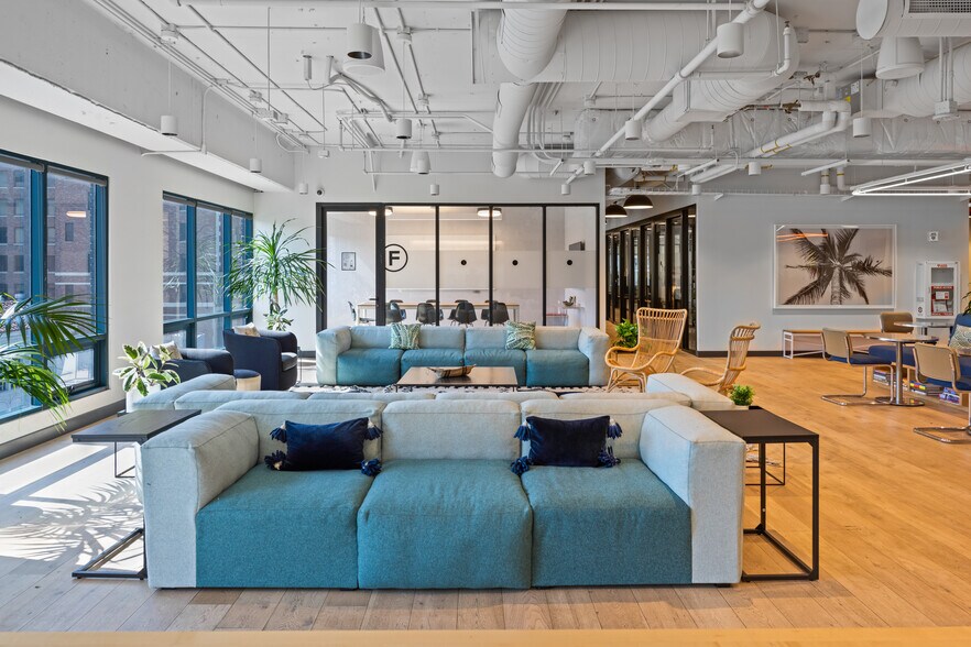 More Photos Of 100 W Broadway, Long Beach Office For Lease