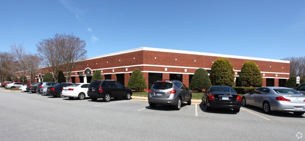 More Photos Of 7800-7880 Thorndike Rd, Greensboro Light Distribution For Lease