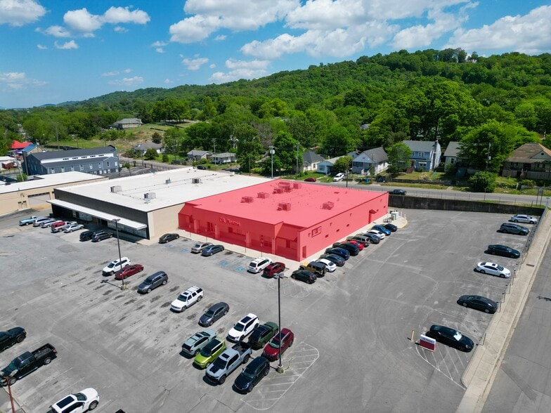 More Photos Of 2809 E 50th St, Chattanooga Freestanding For Sale