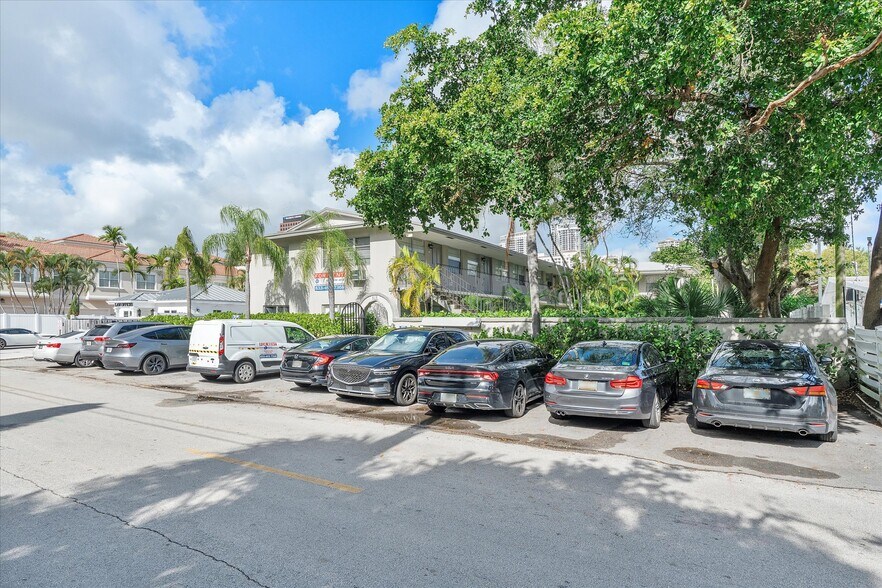 More Photos Of 515 SE 9th St, Fort Lauderdale Apartments For Sale