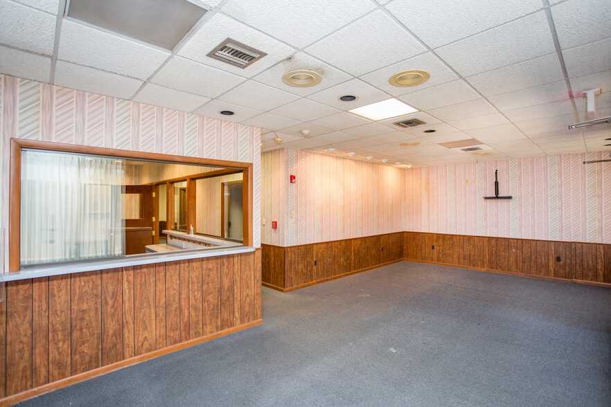 More Photos Of 329 Lincoln Hwy, Fairless Hills Warehouse For Sale