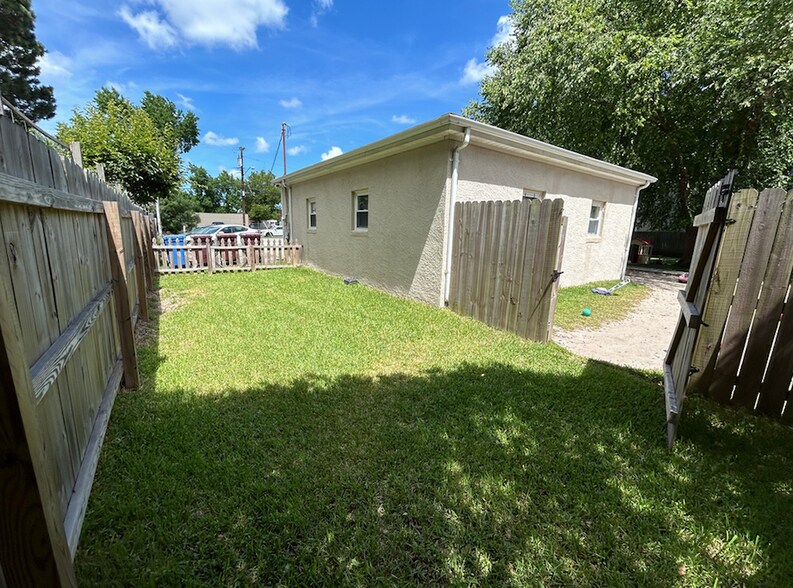 More Photos Of 1801 Hayward Ave, Chesapeake Daycare Center For Sale