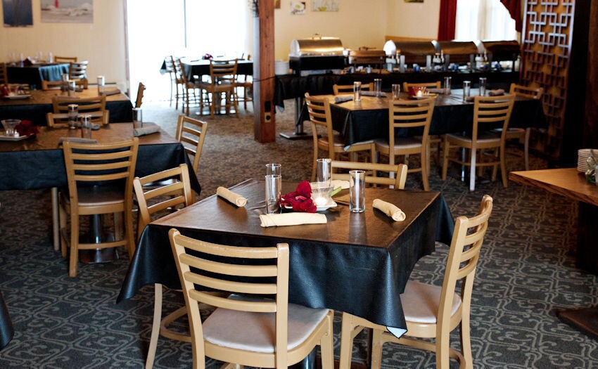 More Photos Of 201 Steele St, Algoma Hotel For Sale