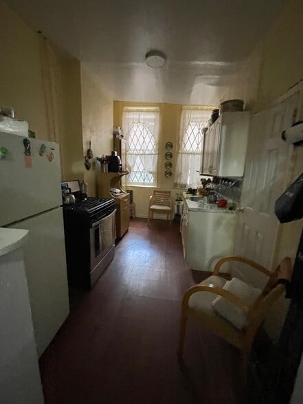 More Photos Of 1219 Halsey St, Brooklyn Apartments For Sale