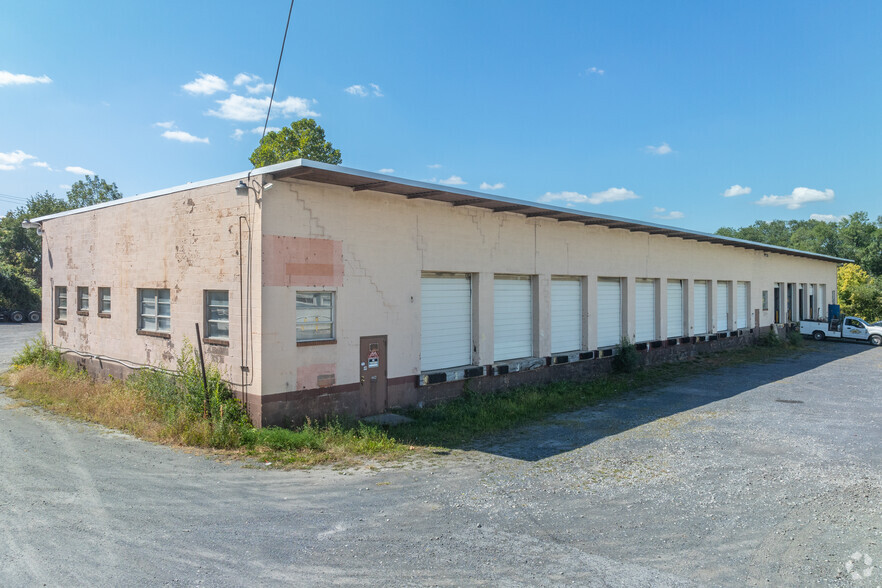 Primary Photo Of 2250 Stacey Dr, Reading Warehouse For Lease