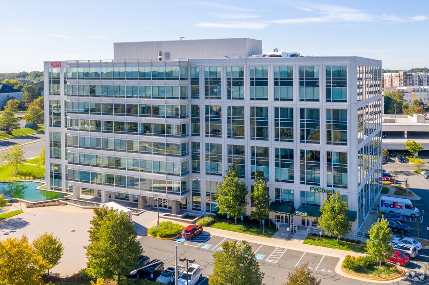 More Photos Of 11325 Random Hills Rd, Fairfax Office For Lease