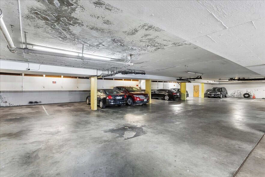 More Photos Of 561 Oakland Ave, Oakland Apartments For Sale