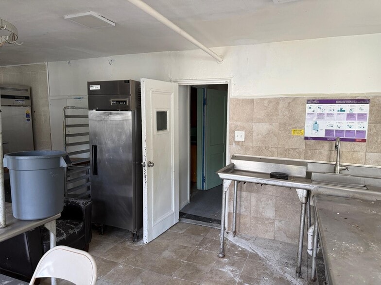 More Photos Of 184 S Pascack Rd, Nanuet Healthcare For Sale