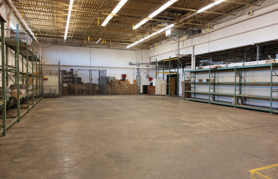 More Photos Of 1490 E 191st St, Euclid Light Manufacturing For Lease