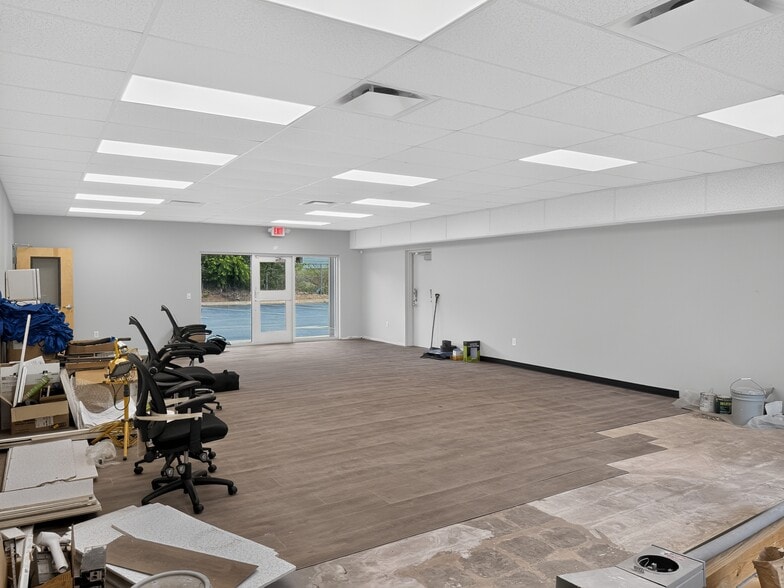 More Photos Of 5234 N Roxboro Rd, Durham Freestanding For Lease