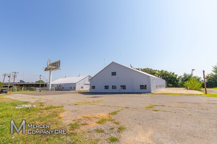 More Photos Of 340 S Eckroat St, Oklahoma City Unknown For Lease