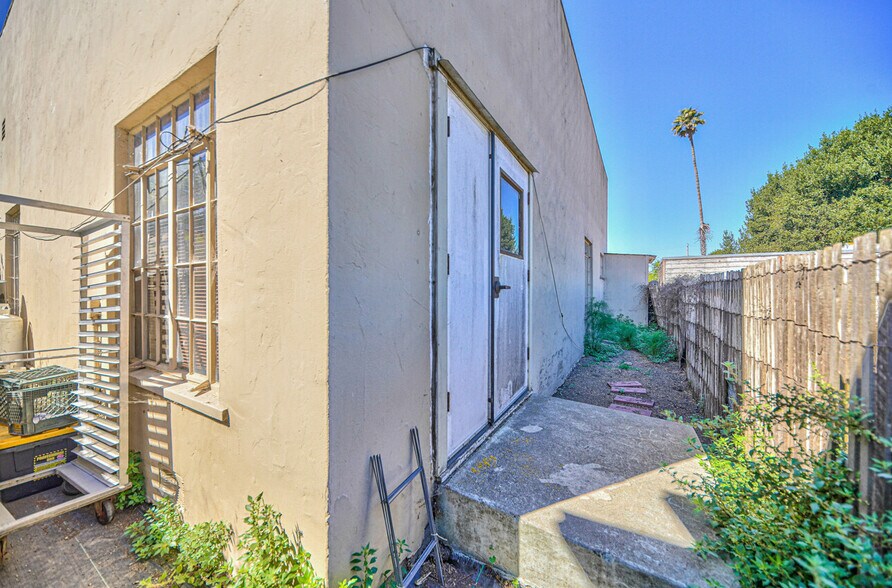 More Photos Of 326 Park St, Salinas Religious Facility For Sale