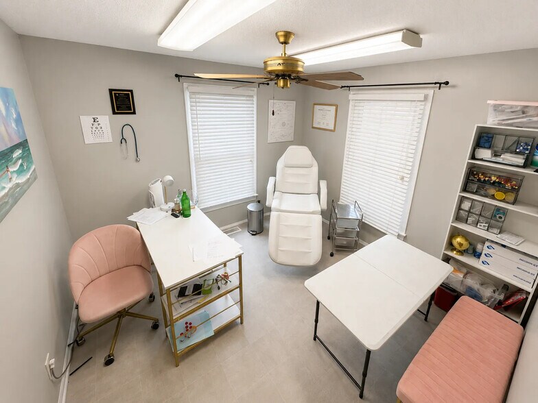 More Photos Of 7406 Chapel Hill Rd, Raleigh Medical For Sale