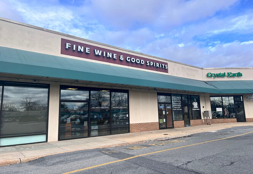 More Photos Of 481 W Penn Ave, Cleona Unknown For Lease