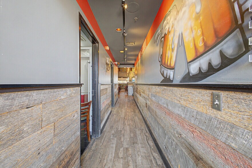 More Photos Of 2827 E Bell Rd, Phoenix Restaurant For Sale