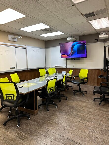 More Photos Of 100 Jeanette Barrett Industrial Blvd, Wetumpka Distribution For Lease