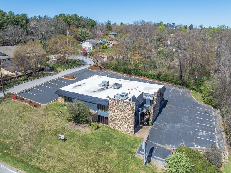 More Photos Of 1 Hansel Ave, Asheville Office For Sale