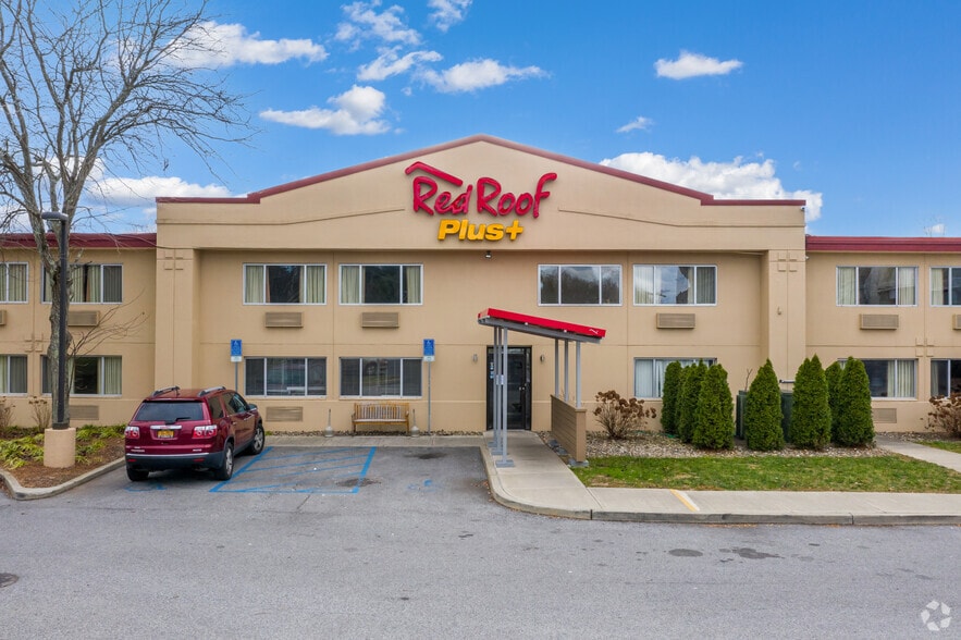 More Photos Of 2349 South Rd, Poughkeepsie Hotel For Sale
