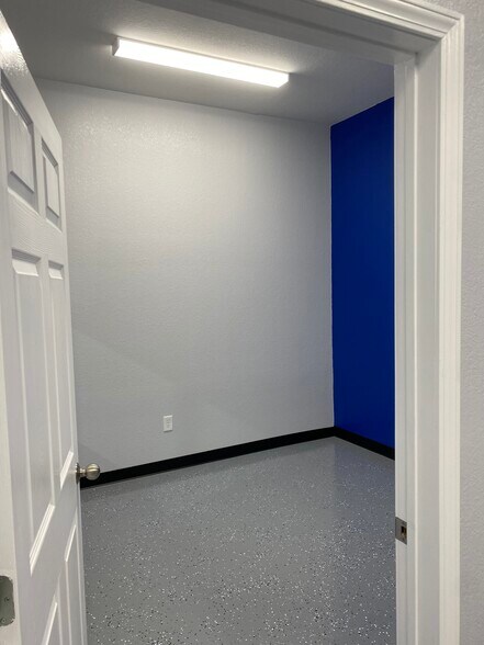 More Photos Of 24436 FM 1314 Rd, Porter Research And Development For Lease