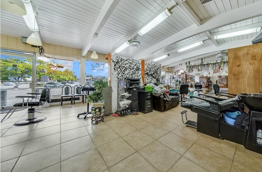 More Photos Of 15028 Hesperian Blvd, San Leandro Freestanding For Sale