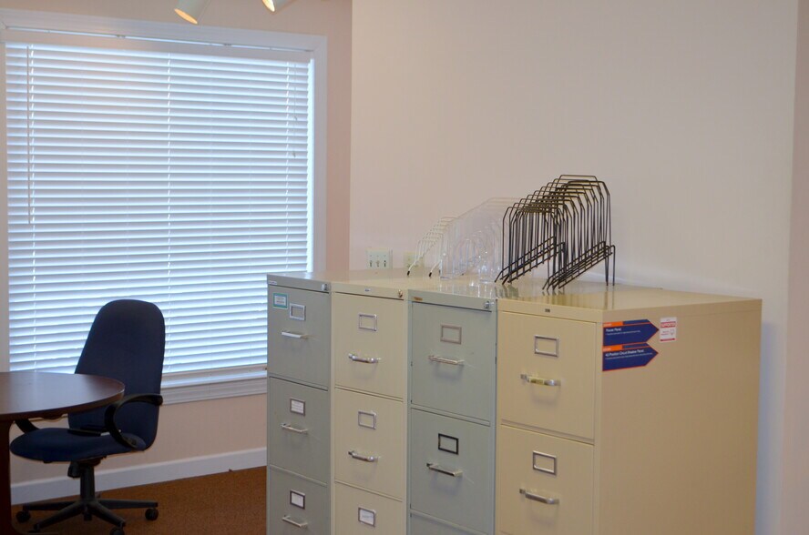 More Photos Of 348 New Byhalia Rd, Collierville Medical For Lease