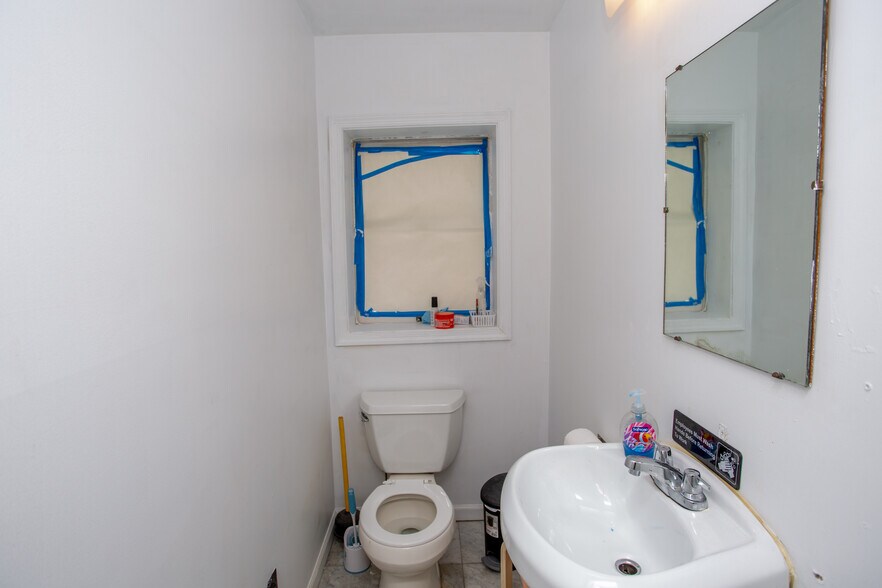 More Photos Of 45 Bridge St, Lambertville Storefront Retail Office For Sale
