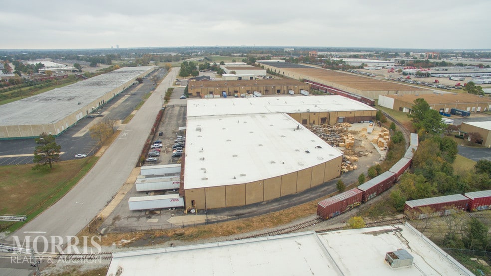 More Photos Of 4242 Bf Goodrich Blvd, Memphis Warehouse For Lease