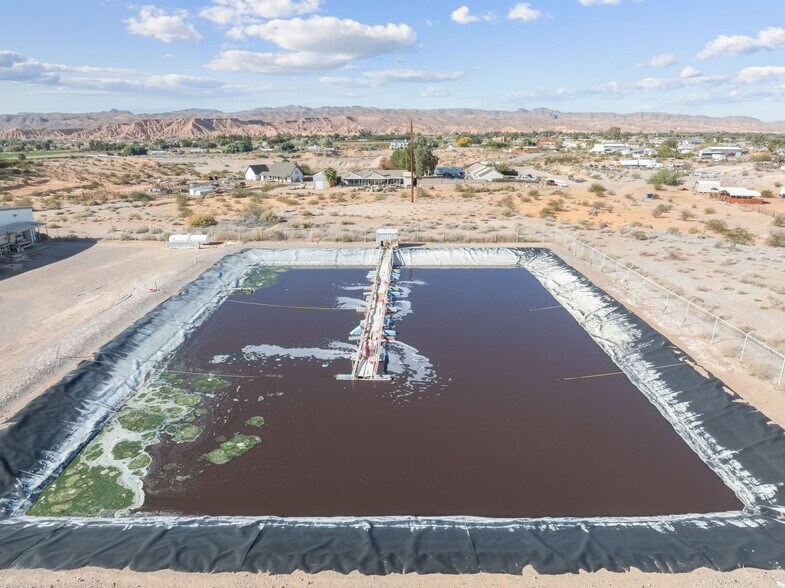 More Photos Of 480 Pat Ave, Overton Industrial For Sale