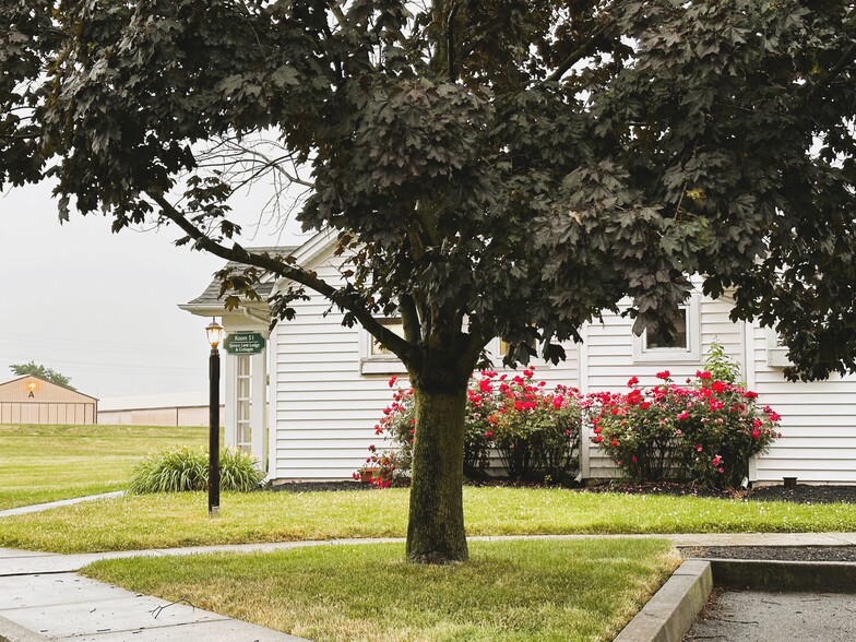 More Photos Of 2439 Old Philadelphia Pike, Lancaster Hotel For Sale