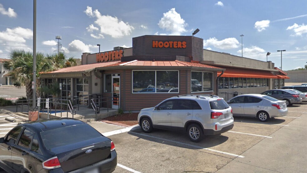 Primary Photo Of 3902 Towne Crossing Rd, Mesquite Restaurant For Sale