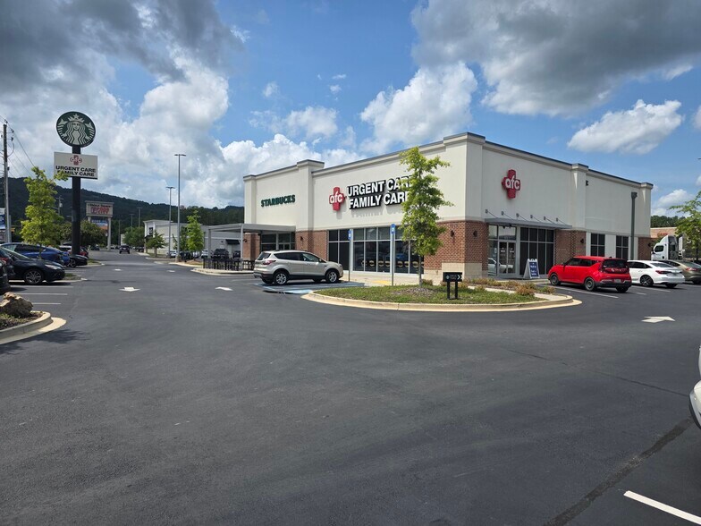 More Photos Of 1302 W Walnut Ave, Dalton Storefront For Sale