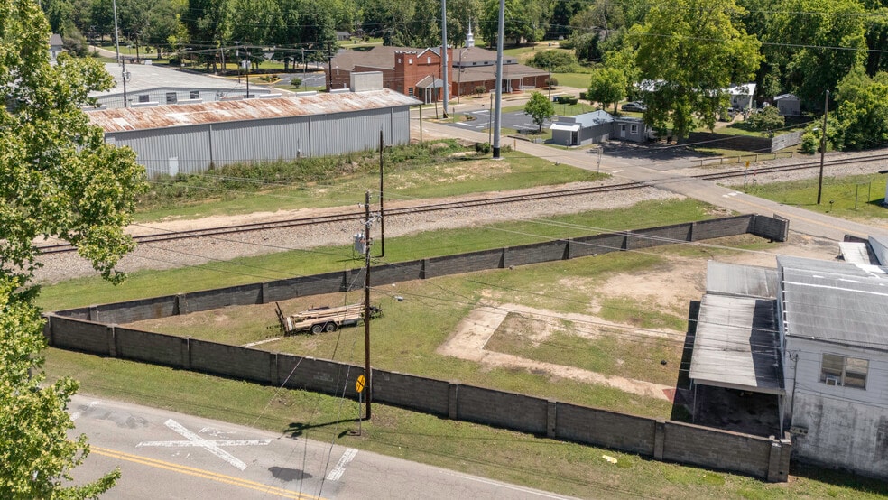 More Photos Of 306 Upper Kingston Rd, Prattville Industrial For Sale