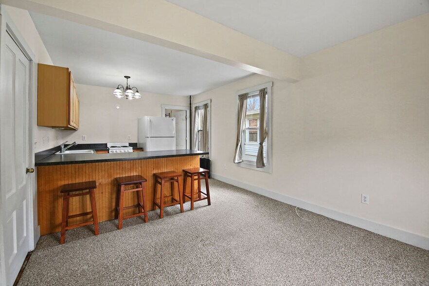 More Photos Of 18 Elm St, Rocky Hill Office Residential For Sale