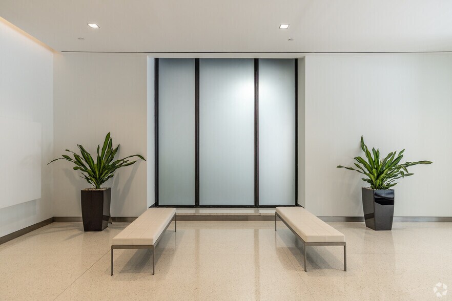 More Photos Of 808 Travis St, Houston Office For Lease