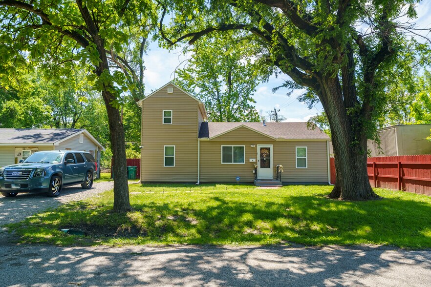 Primary Photo Of , Cahokia Multifamily For Sale