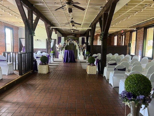 More Photos Of 315 W Solomon St, Griffin Office For Sale