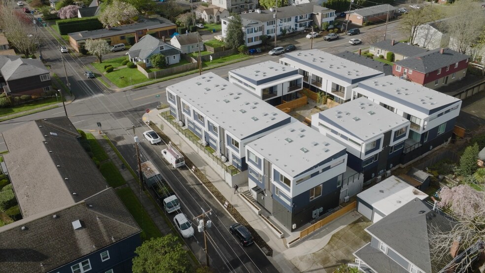 More Photos Of 5115 E Burnside St, Portland Apartments For Sale