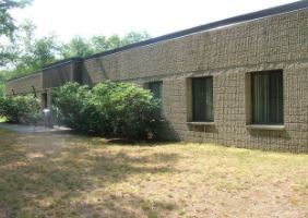 More Photos Of 104 Perimeter Rd, Nashua Industrial For Sale
