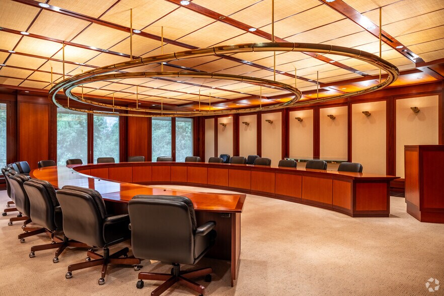 More Photos Of 3 Merck, White House Station Office For Lease