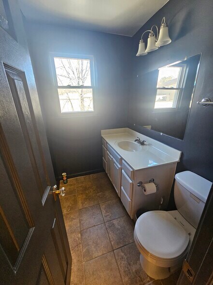 More Photos Of 5852 Washington Blvd, Arlington Storefront Retail Office For Lease