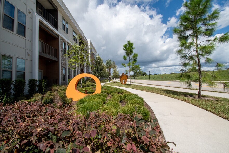 More Photos Of 234 E Mitchell Hammock Rd, Oviedo Apartments For Lease