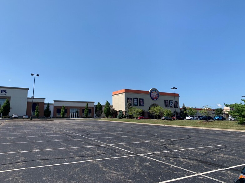 More Photos Of 11755-11925 Commons Dr, Springdale Unknown For Lease