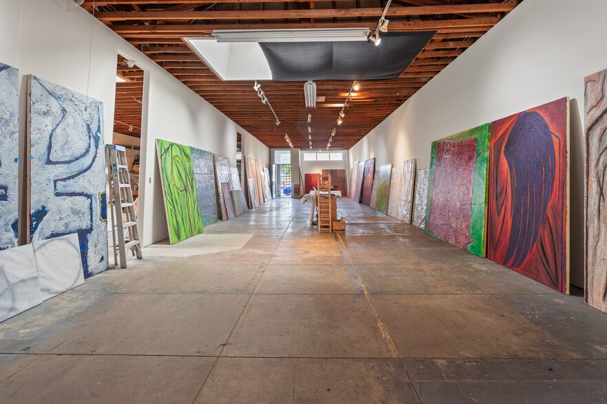 More Photos Of 1312 S Pacific Ave, San Pedro General Retail For Sale