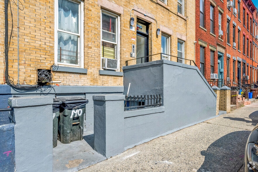 More Photos Of 190 Rockaway Ave, Brooklyn Apartments For Sale