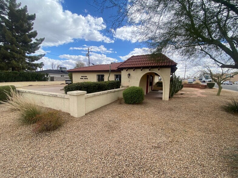 More Photos Of 7147 N 7th St, Phoenix Medical For Lease