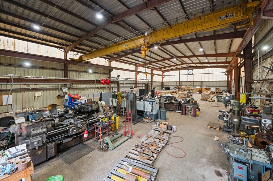 More Photos Of 7555 Half Mile Rd, Irvington Service For Sale