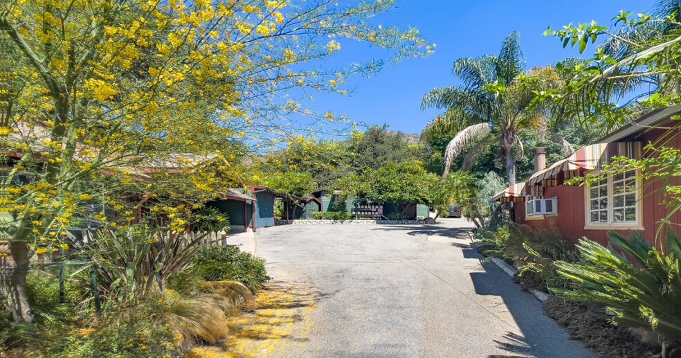 More Photos Of 483-533 Sturtevant Dr, Sierra Madre Apartments For Sale